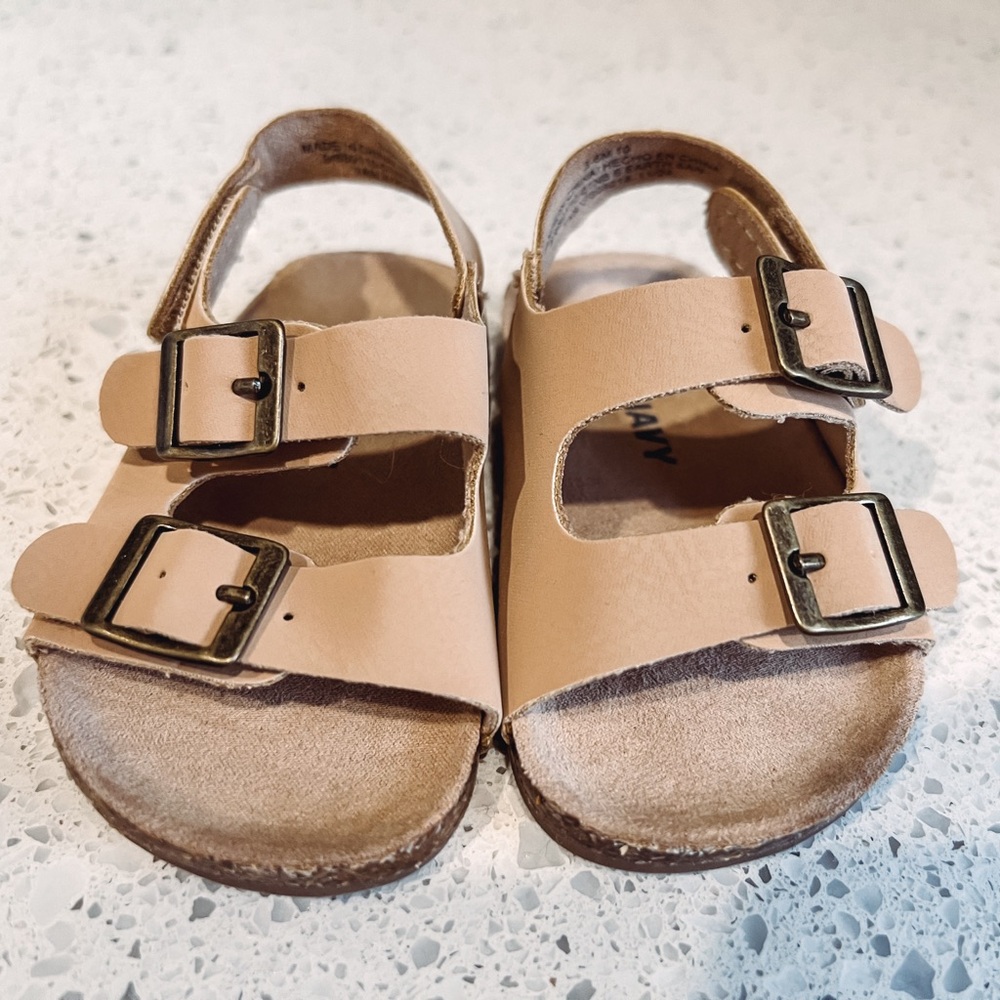 NWOT Old Navy 3-6 Month Baby Sandal